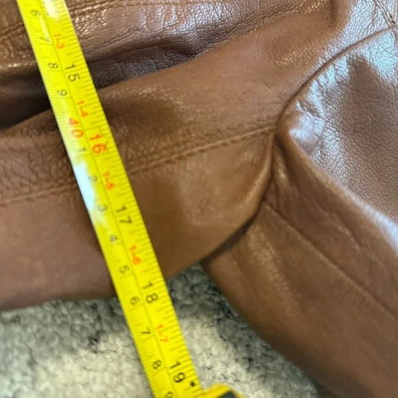 Black Rivet S EUC barely worn Women's Tan Leather Jacket high collar fall trend - Picture 10 of 15